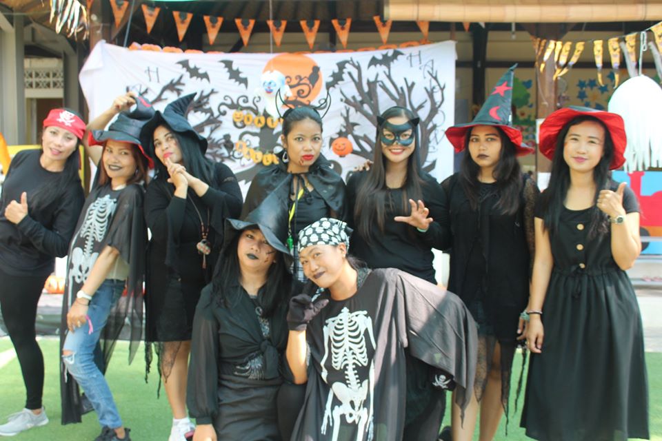 Halloween Haunted Party 2019 with Skoebi-do Teacher