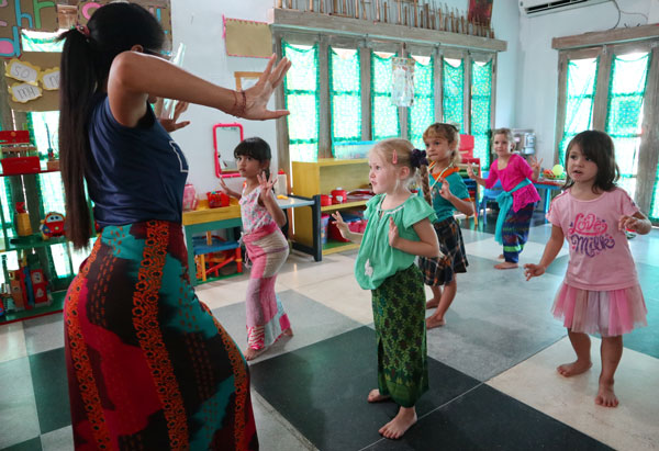 learn traditional bali dance at skoebido childcare